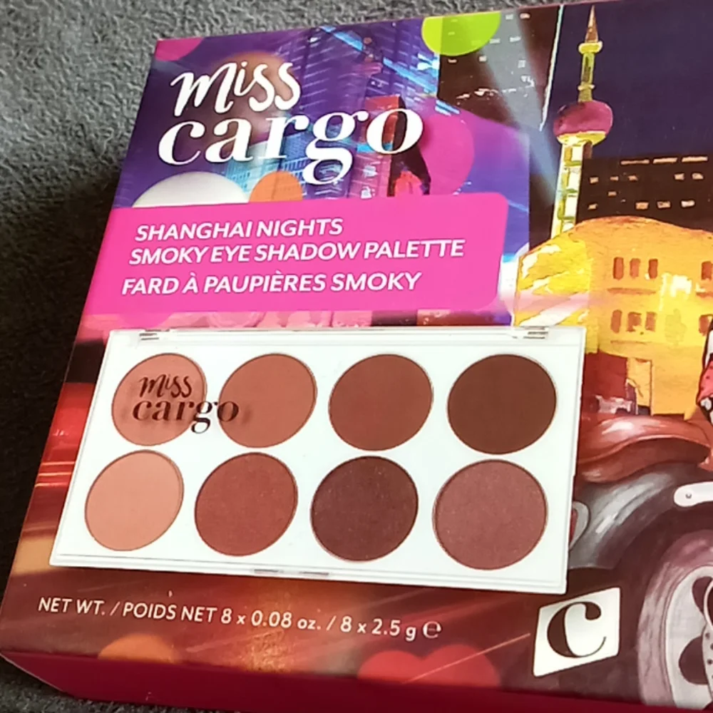 Cargo new sealed